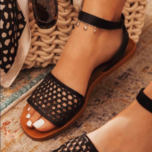 Shoes - New black woven texture sandals 8.5 left